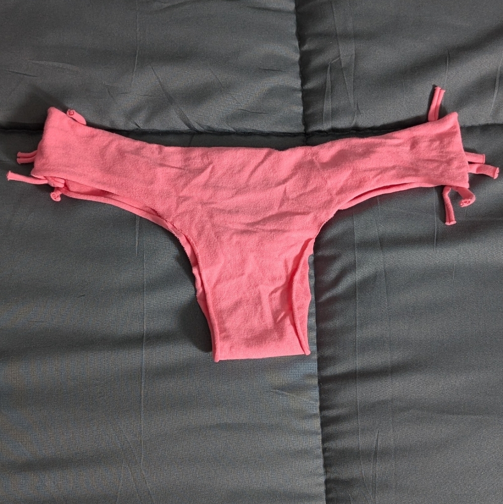 Pick 5 For $20 - Peach Thong - S
